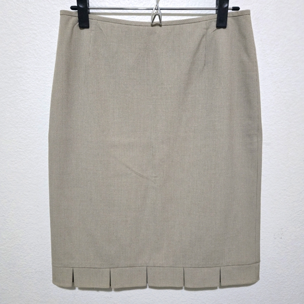 Tahari ASL Skirt Gray Beige Pencil Skirt with Pleated Hem Size 6